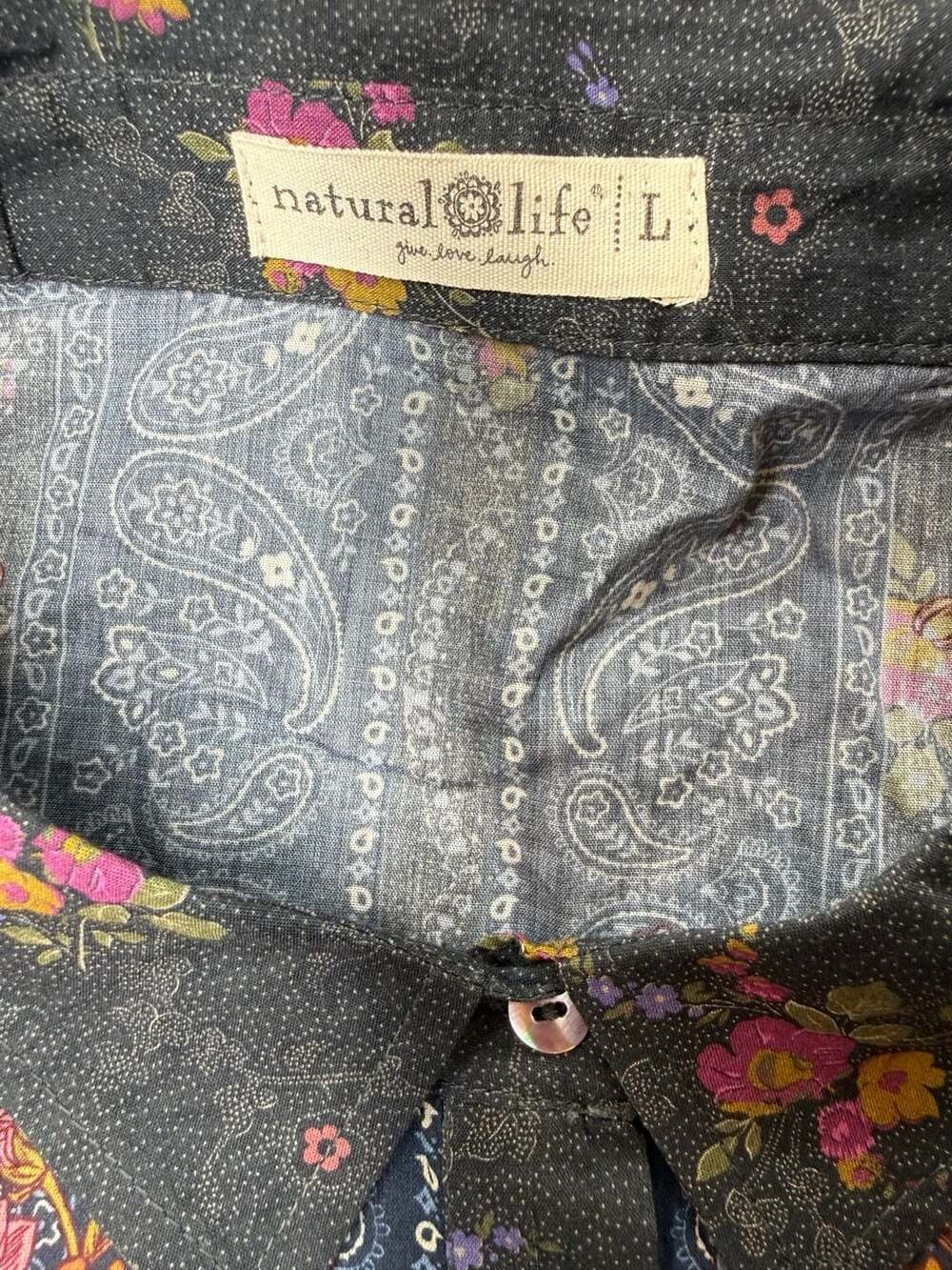 Natural Life Floral Paisley Button Down Shirt Size L - Picture 3 of 10